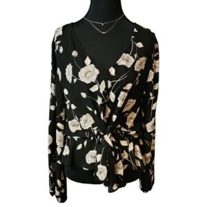 Maurices Womens Medium Business Casual Black And White Blouse